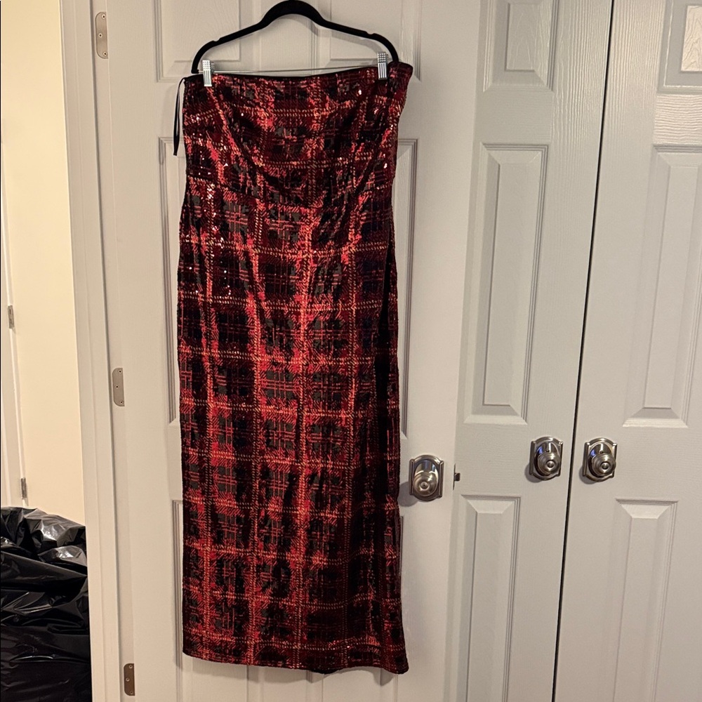 Eloquii Elegant Red Plaid Sequin Dress - Picture 3 of 3